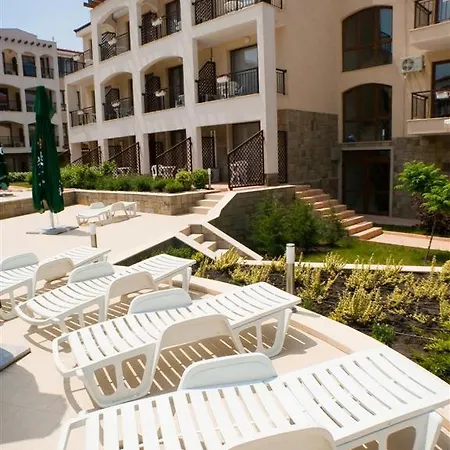 Paradise Bay Отель Поморие