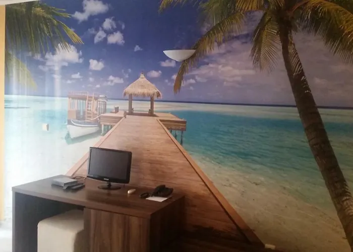 Paradise Bay Hotel Pomorie